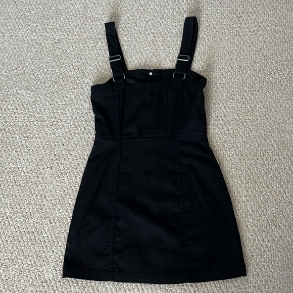 NWT Black button H&M jumper - Picture 3 of 5